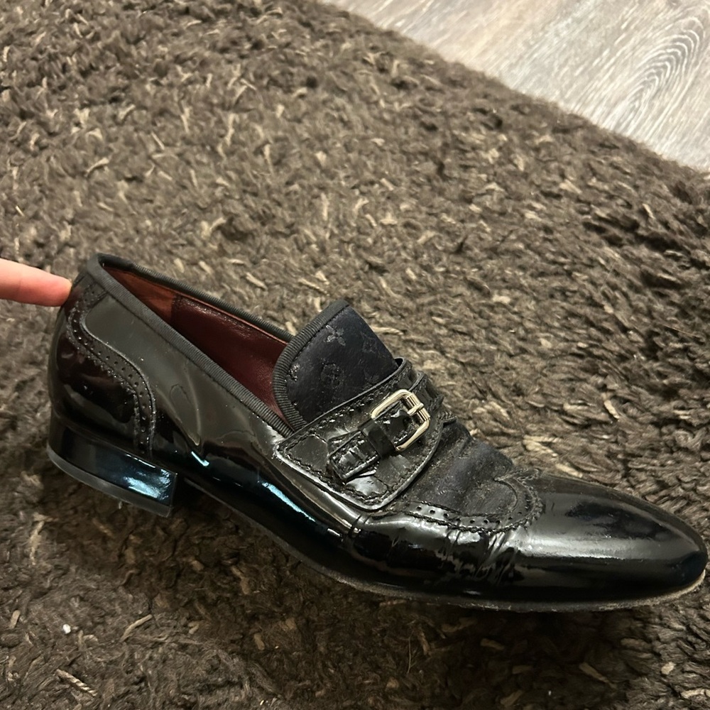 Men's Louis Vuitton Black Leather Loafers - Size 6